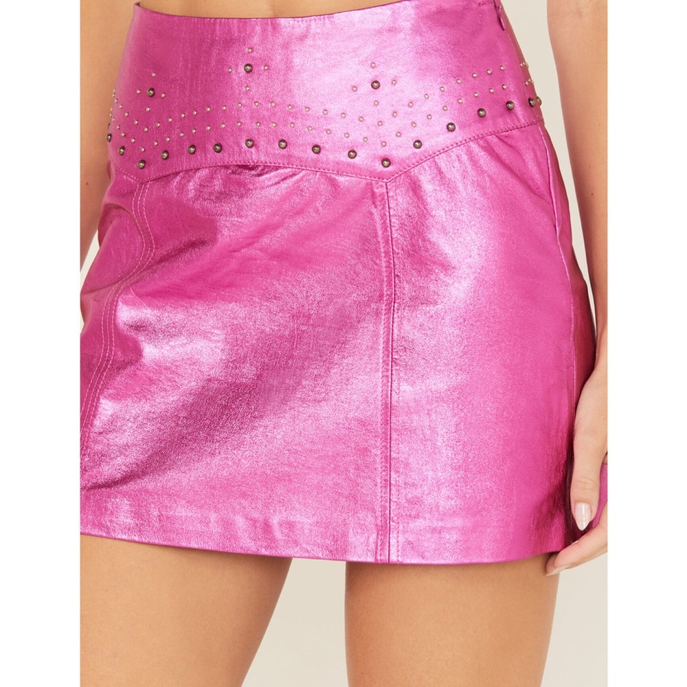 Idyllwind Women’s Keller Star Studded Metallic Leather Skirt